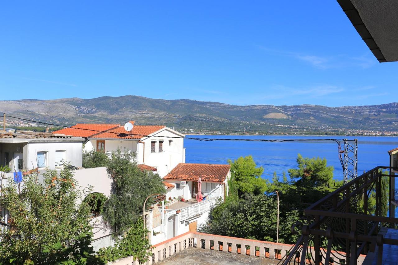 Apartments By The Sea Arbanija, Ciovo - 17332 Trogir Buitenkant foto