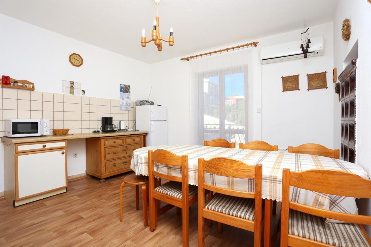 Apartments By The Sea Arbanija, Ciovo - 17332 Trogir Buitenkant foto